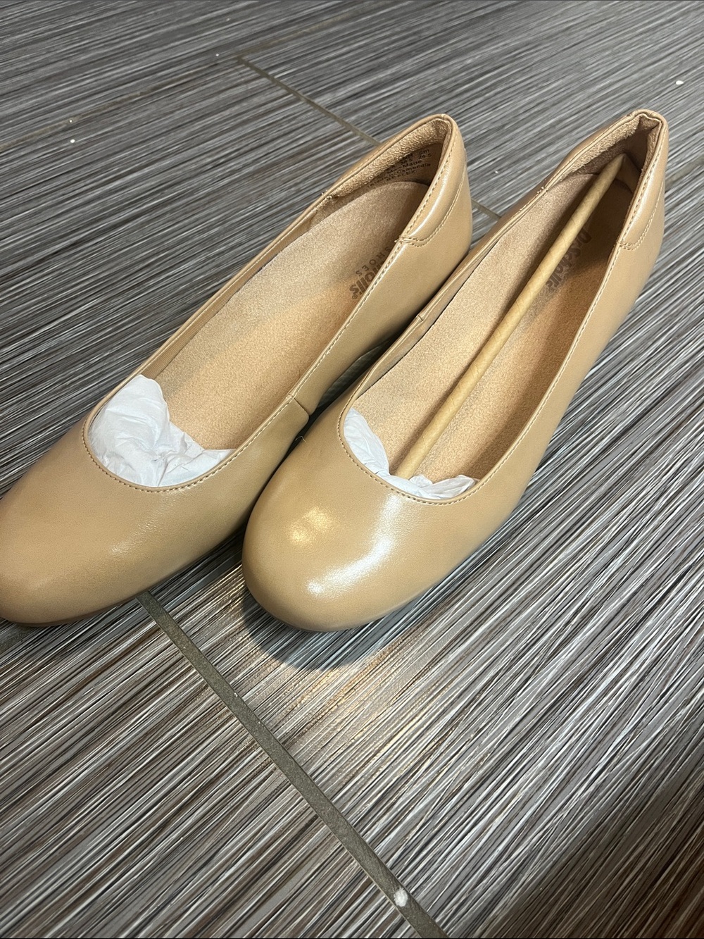 Dr. Scholl's Women's Tan Slip-On Ballet Flats